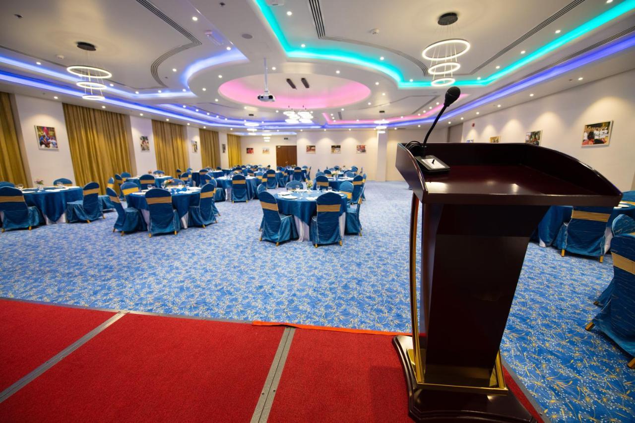 Rozana Hotel Maszkat Kültér fotó