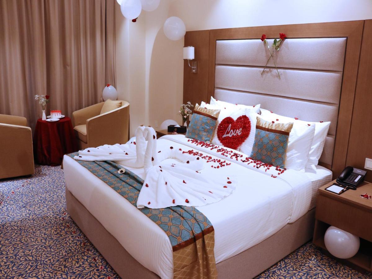 Rozana Hotel Maszkat Kültér fotó